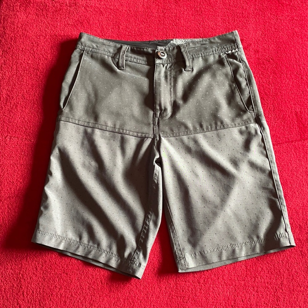 Boys Volcom Surf & Turf Shorts Size 25